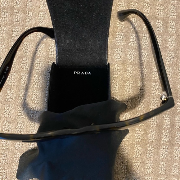 Prada Sunglasses - Picture 7 of 9